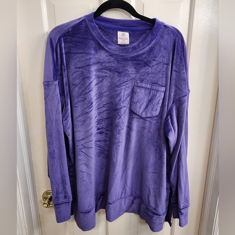 MarleyLilly Super Soft Purple Pullover Size L/XL